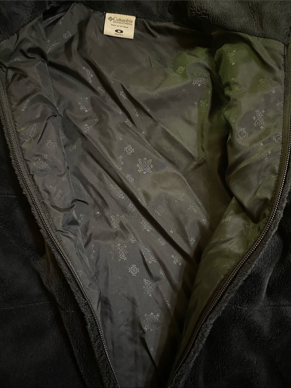 Columbia Women’s Black Fleece Vest with Zip Closure - Picture 5 of 5